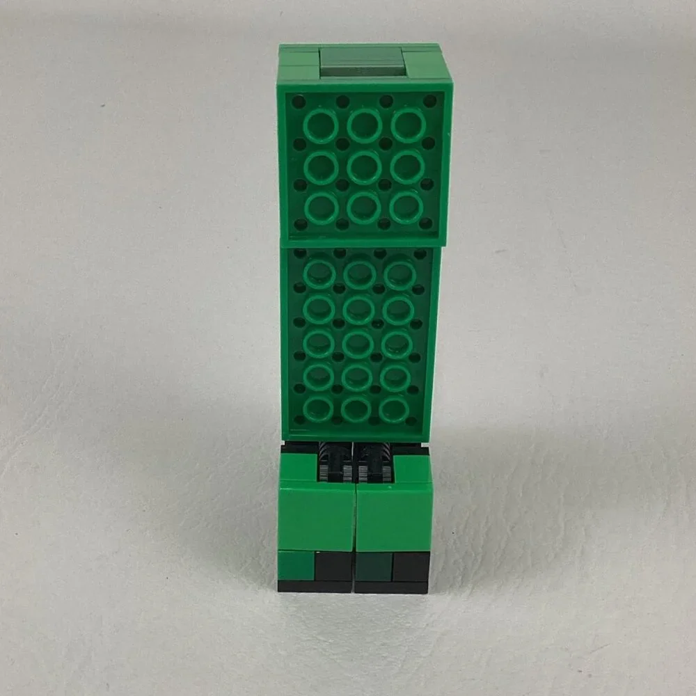 Lego Minecraft The Creeper Figure 4